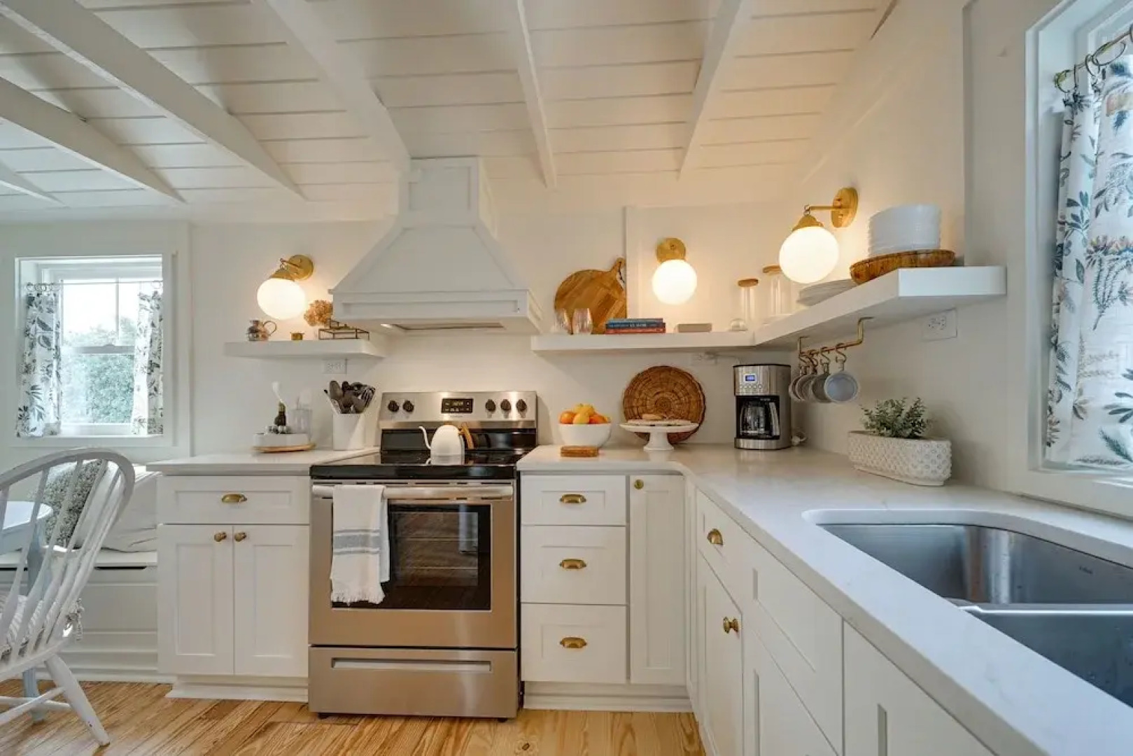 Vintage Surf City Cottage - 132 Steps to Beach!