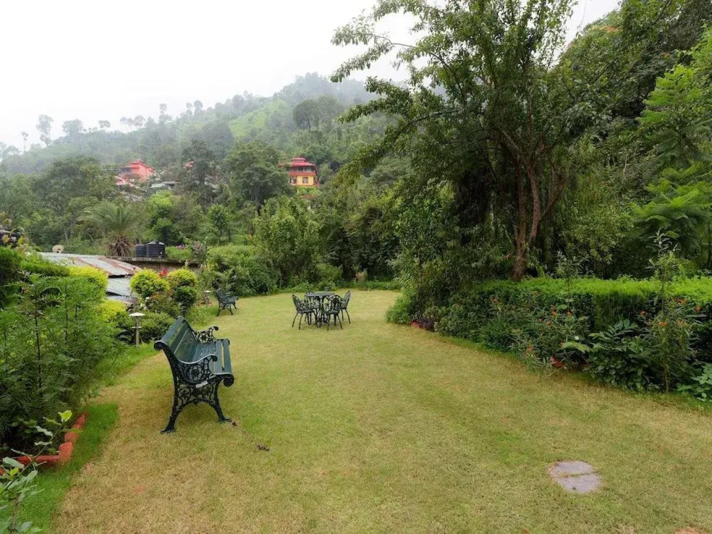 OYO 17097 Kenwood Resort