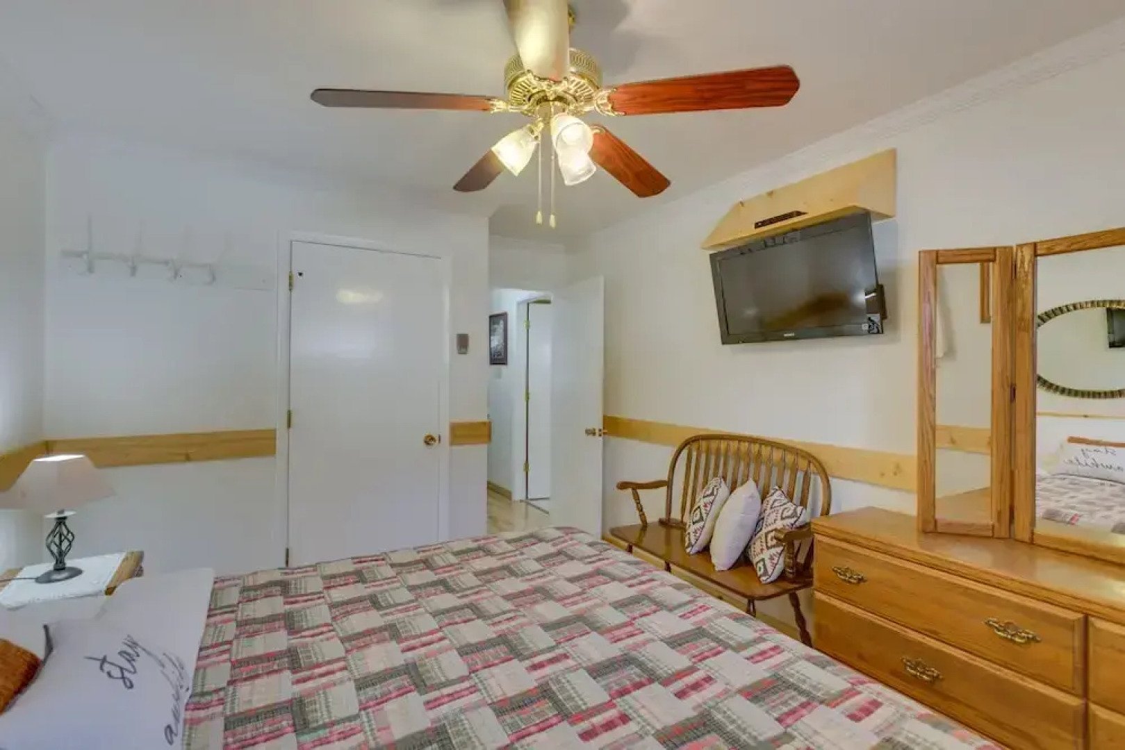 Main Street Red River Condo w/ Fireplace & Views!