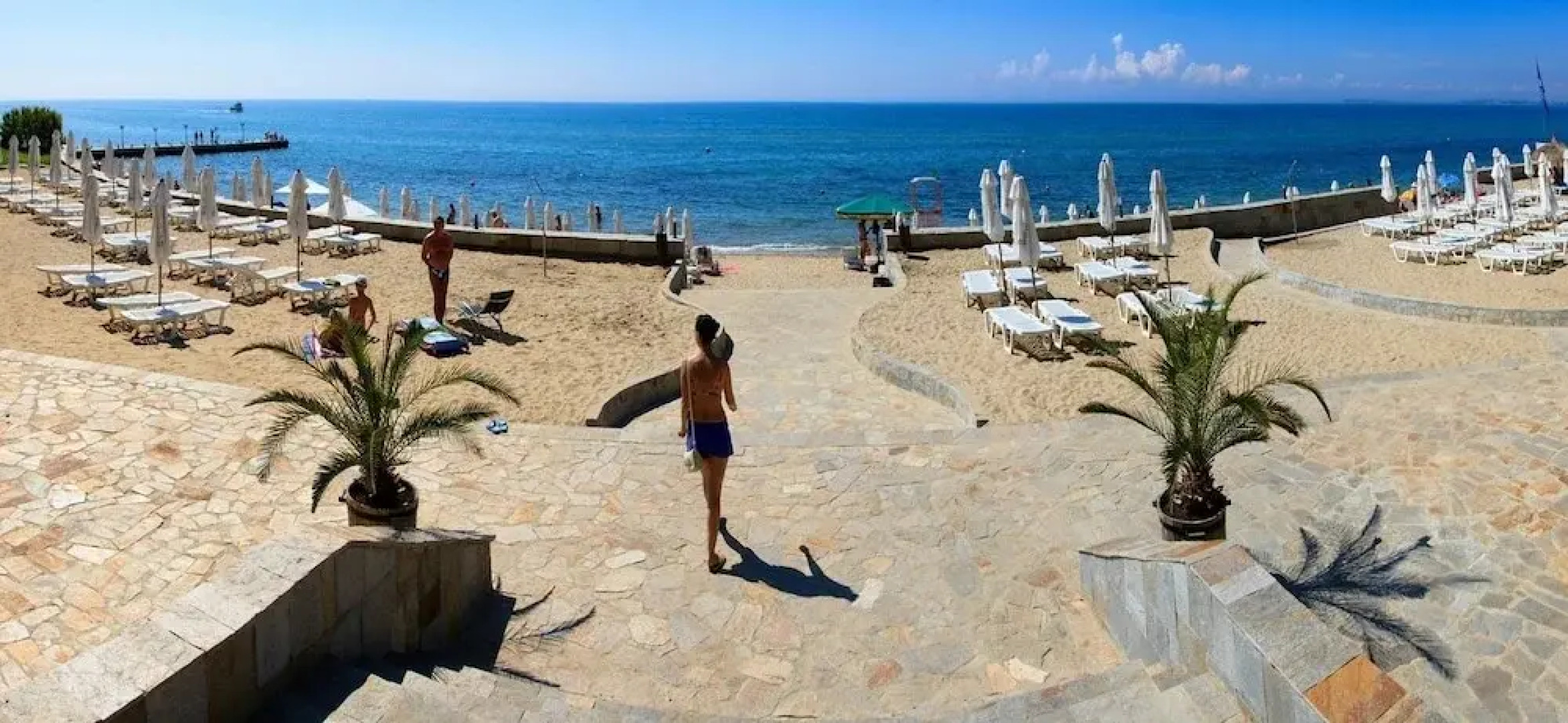 D&C Apartments in Garden of Eden