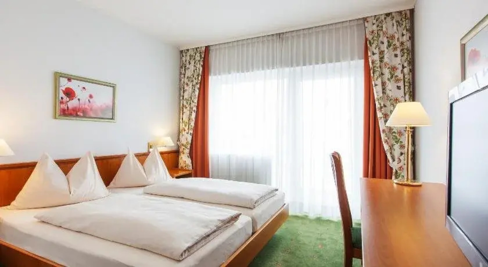 Landzeit Motor-Hotel St. Valentin