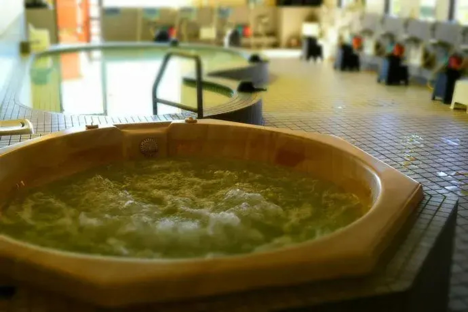 American Inn and Suites