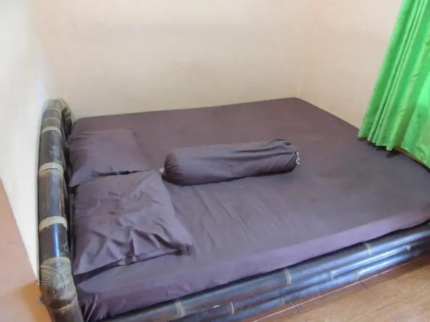 Penginapan Pratama by ZUZU