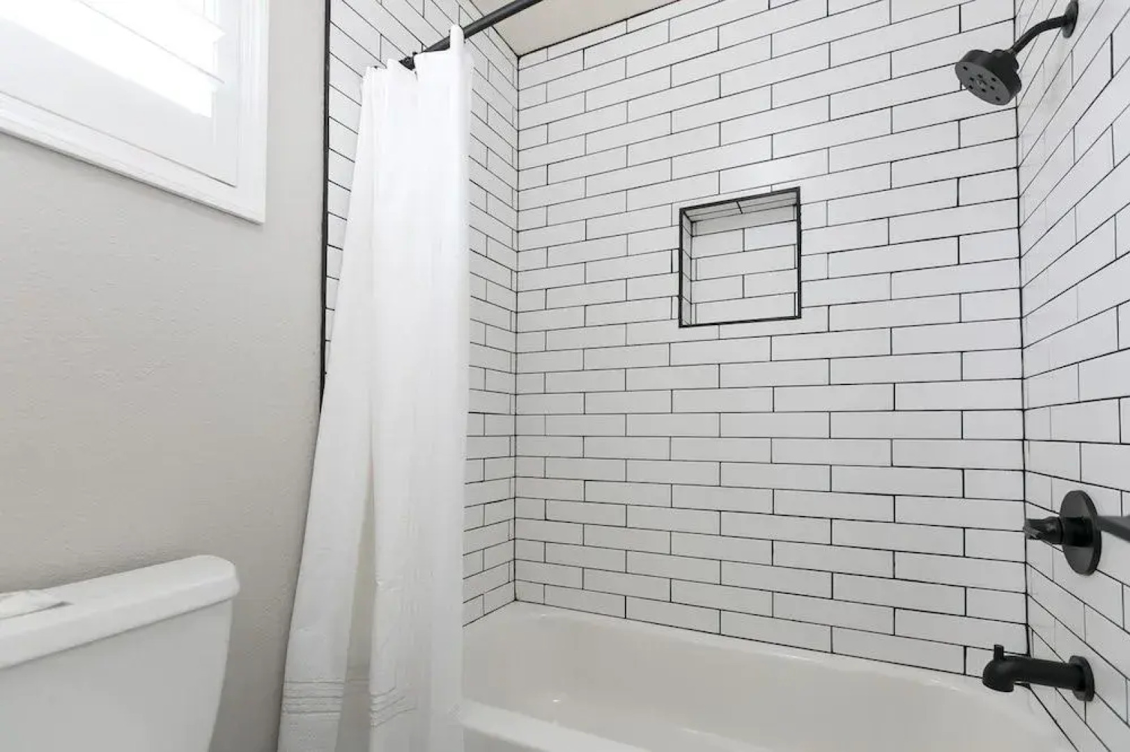 Gilbert Harwell 4 Bedroom Home by RedAwning