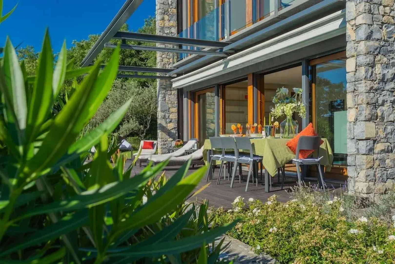 Villa Infinity in Como