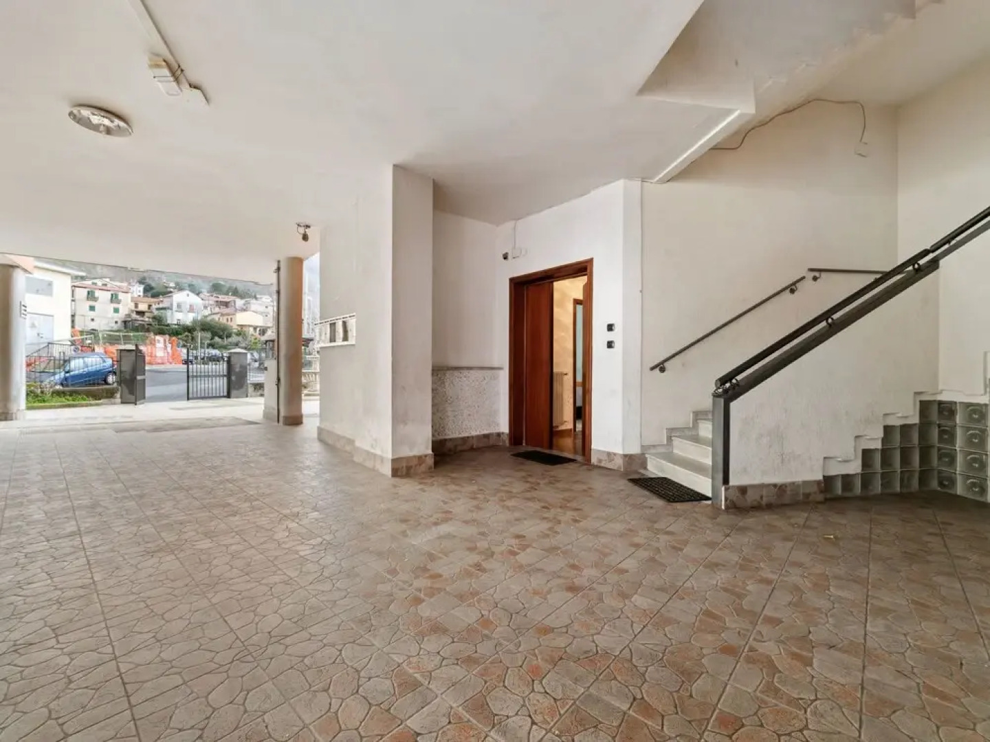 Pleasant Apartment in Pimonte With Veranda