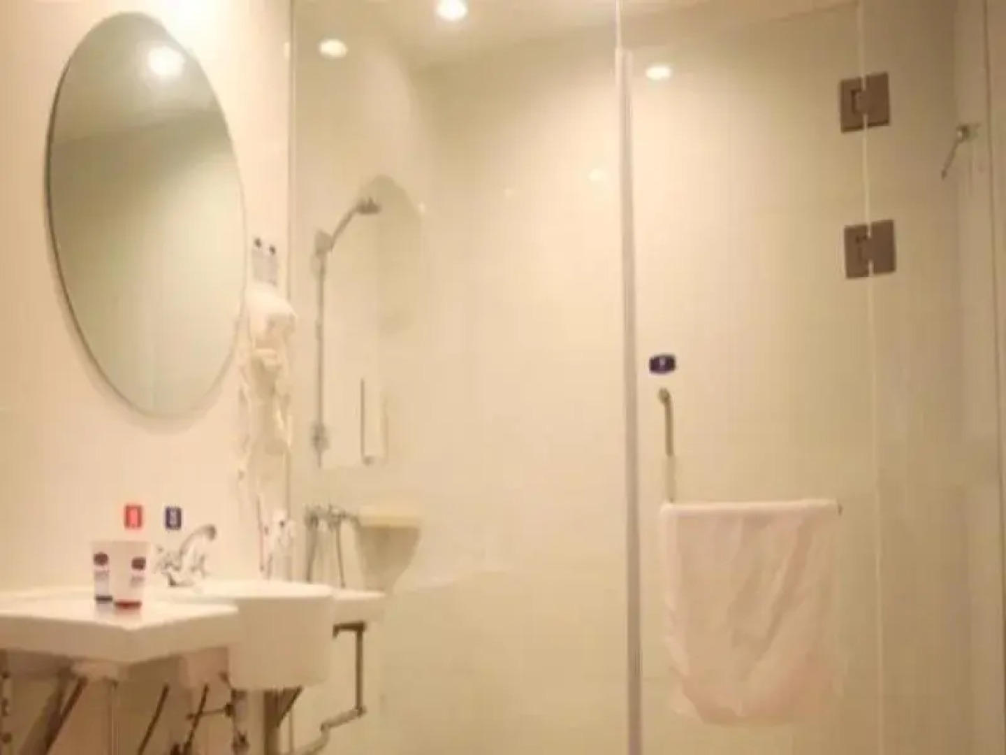 Hanting Hotel Tieling Railway Station