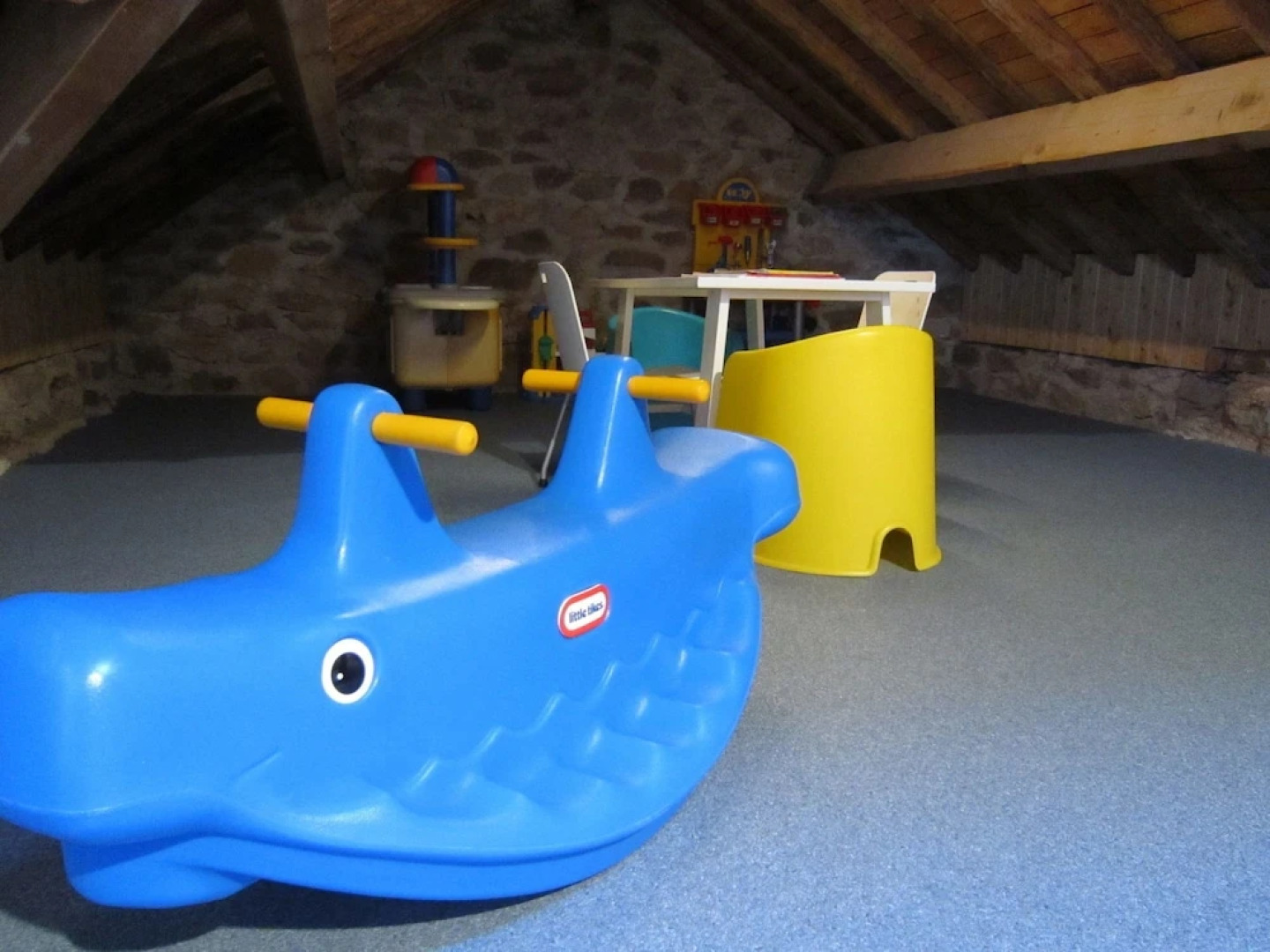 Pleasant Holiday Home in Lazise With Swimming Pool