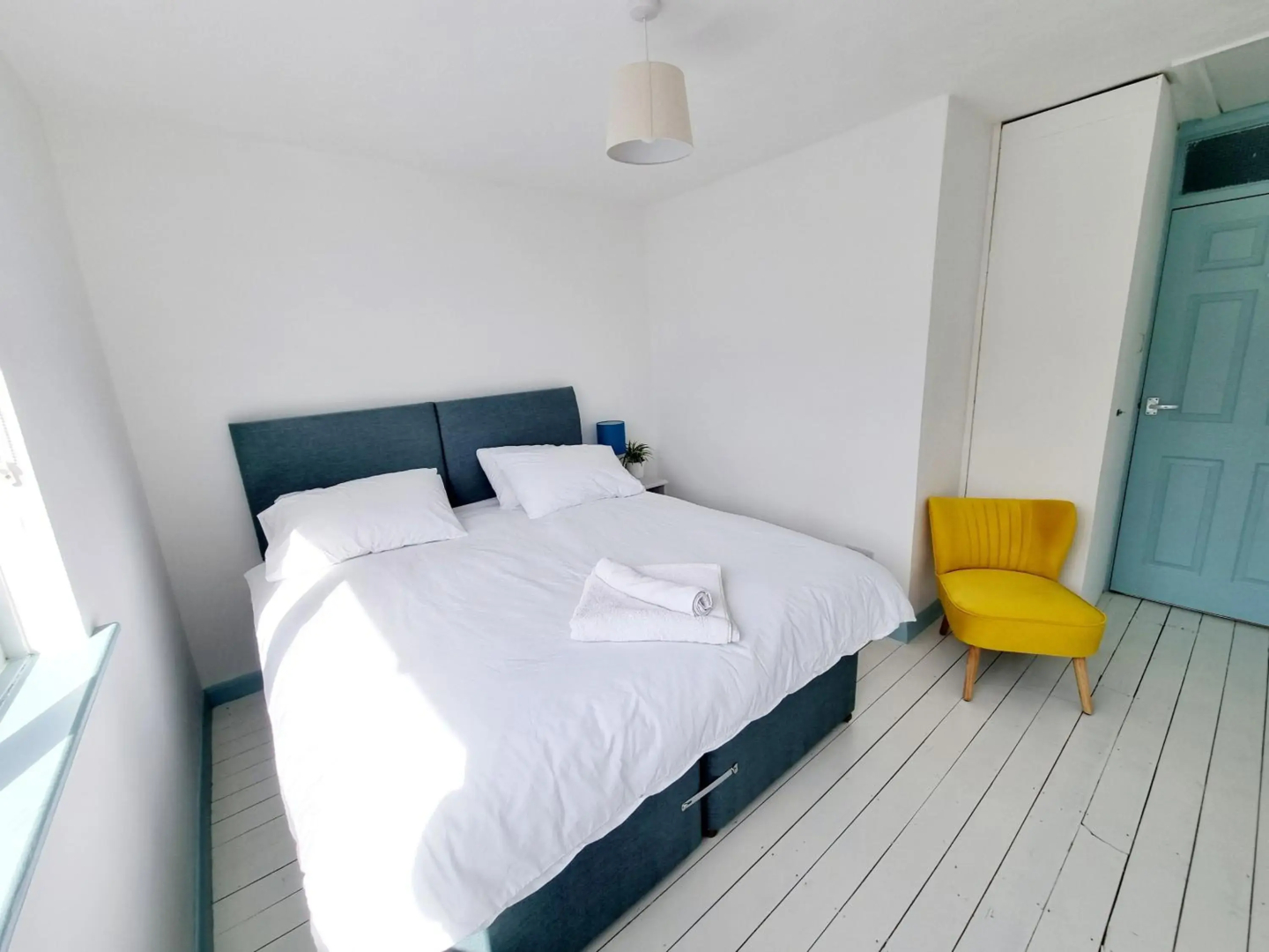 Visit Seaford Apartment - 4 Bedroom - Sleeps 9