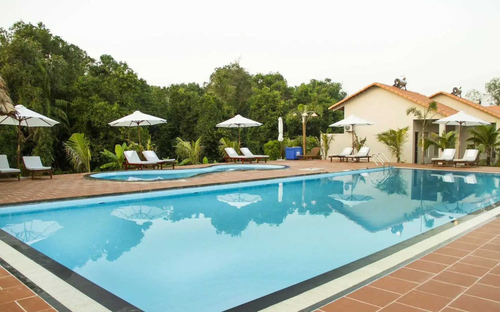 Ong Lang Village Resort