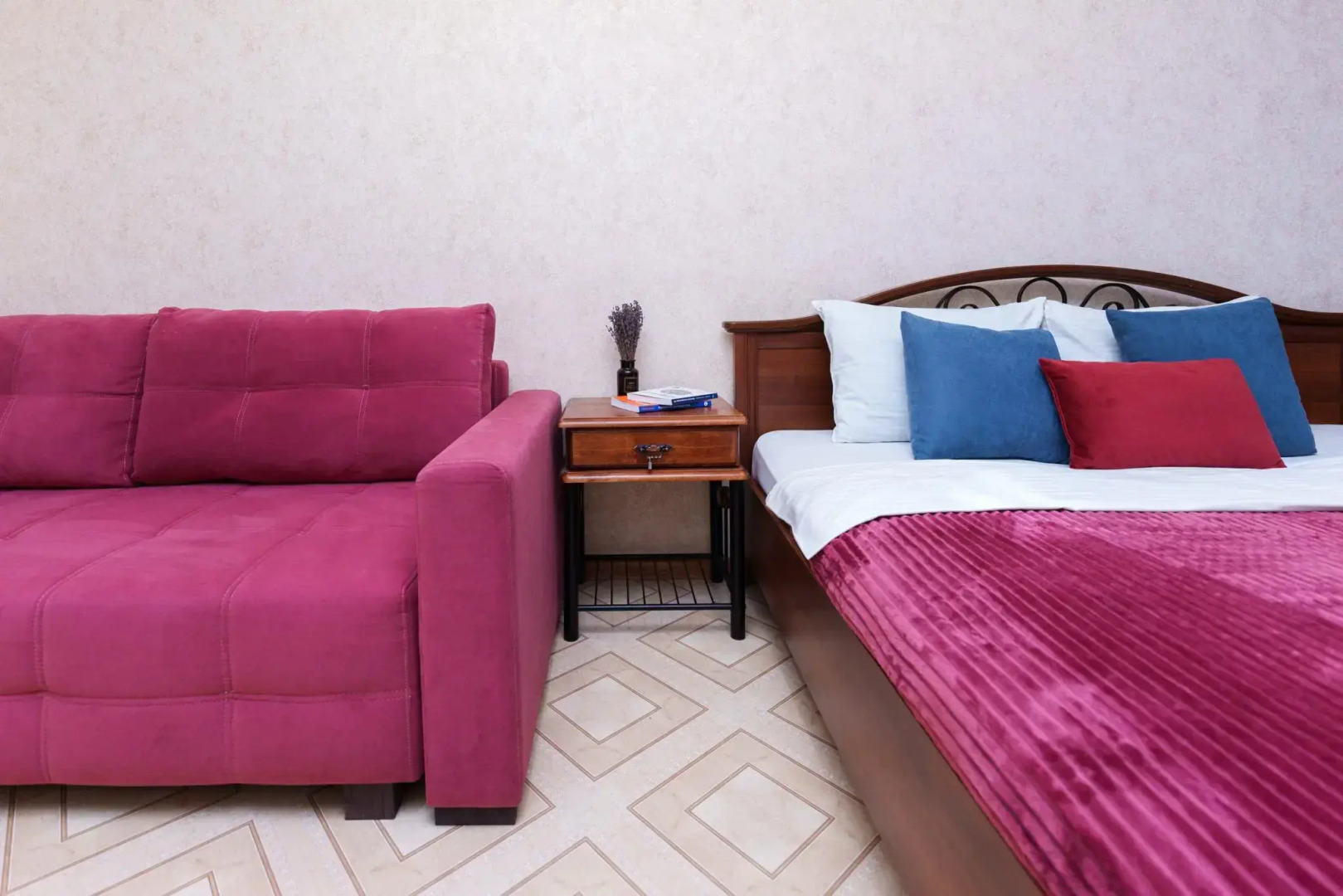 KluchnikOFF (КлючникОФФ) на проспекте Карла Маркса