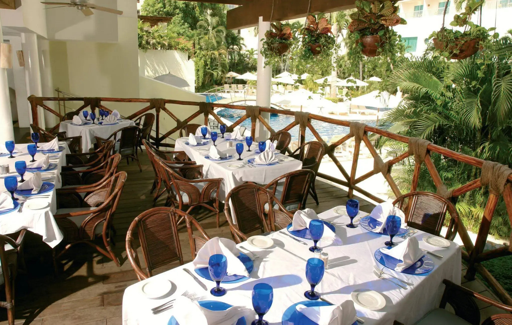 Hotel Emporio Acapulco