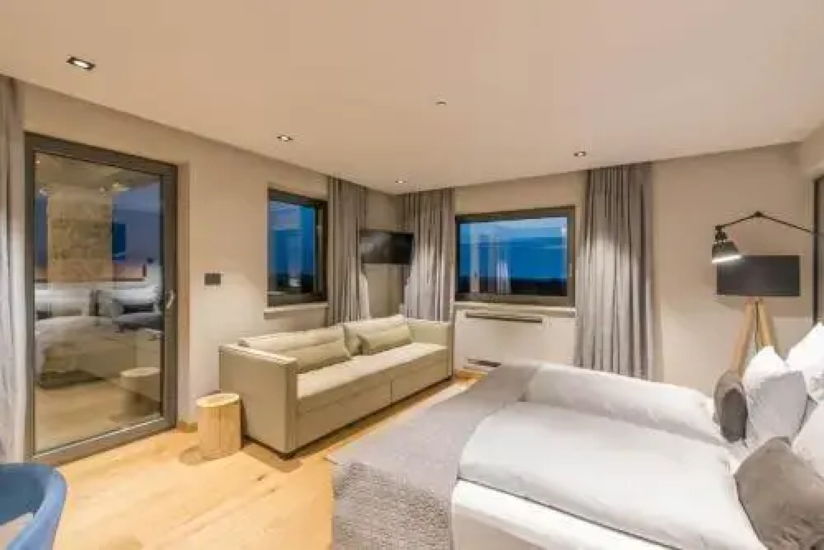 Exclusive Living Villas