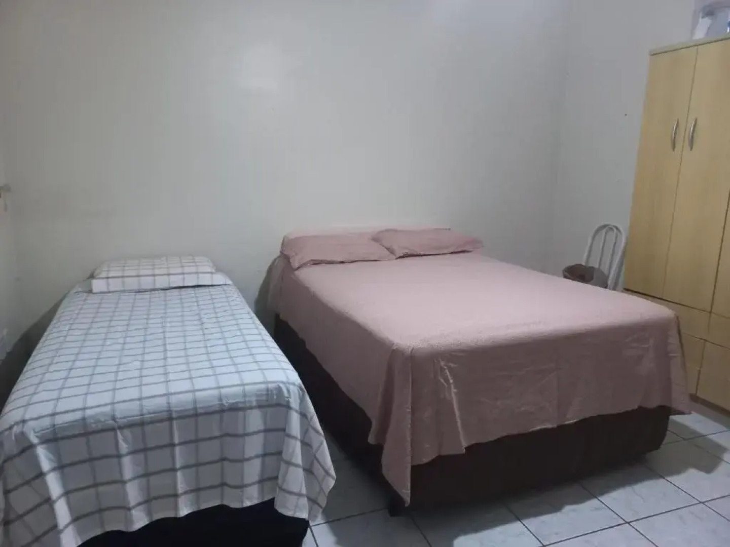 casa a 5 minutos do aeroporto e Univida