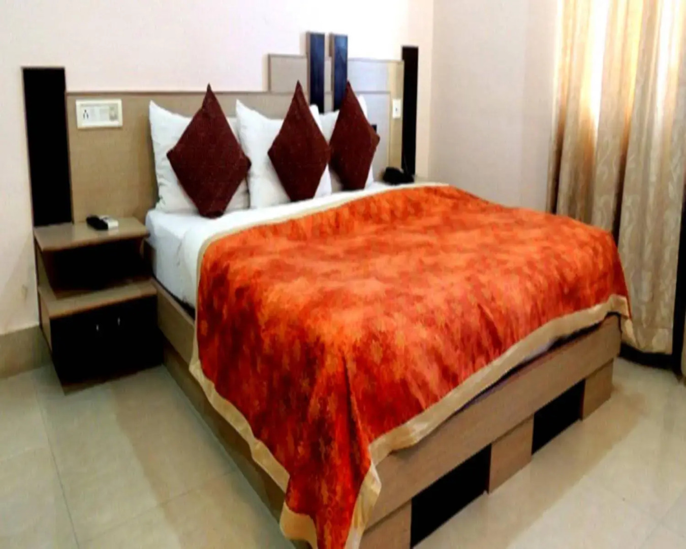 Hotel Royal Highness