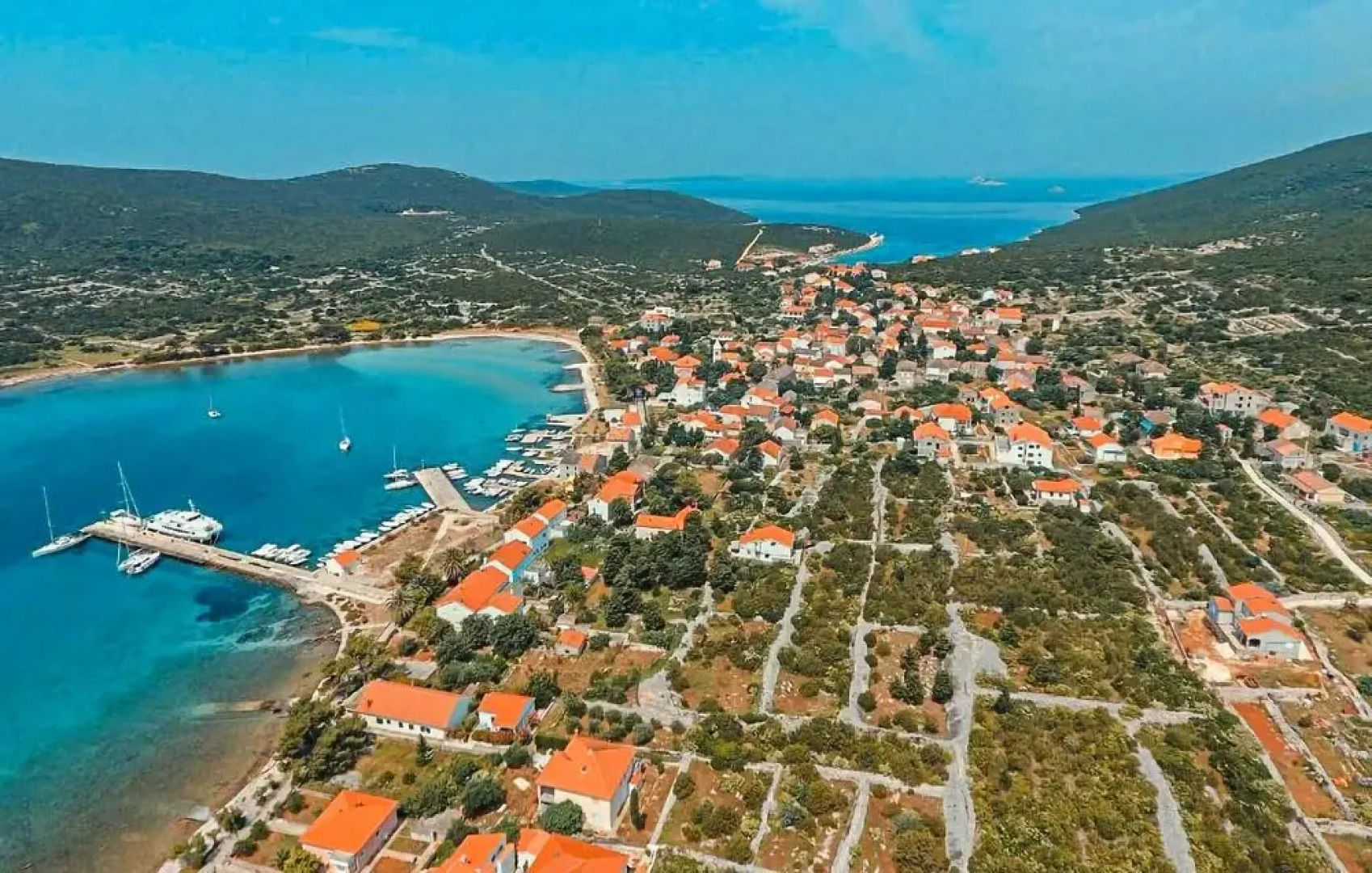 Amazing Apartment in Otok Ist With Wifi and 2 Bedrooms