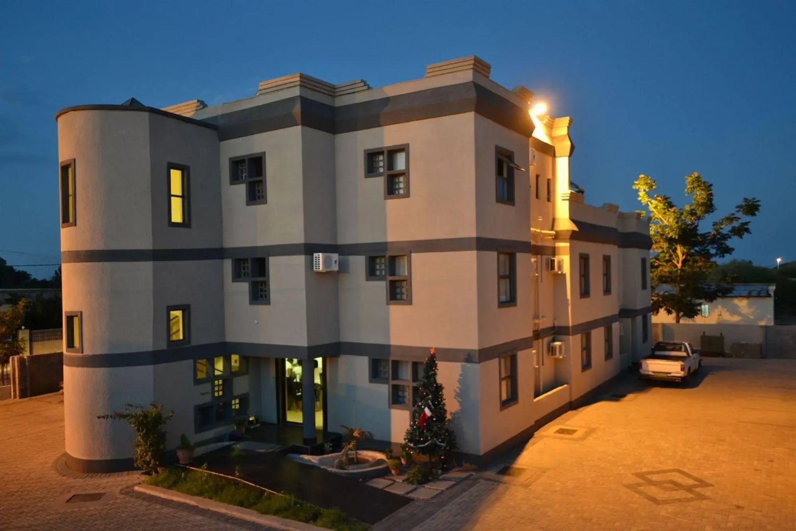 Sunbeam Hotel