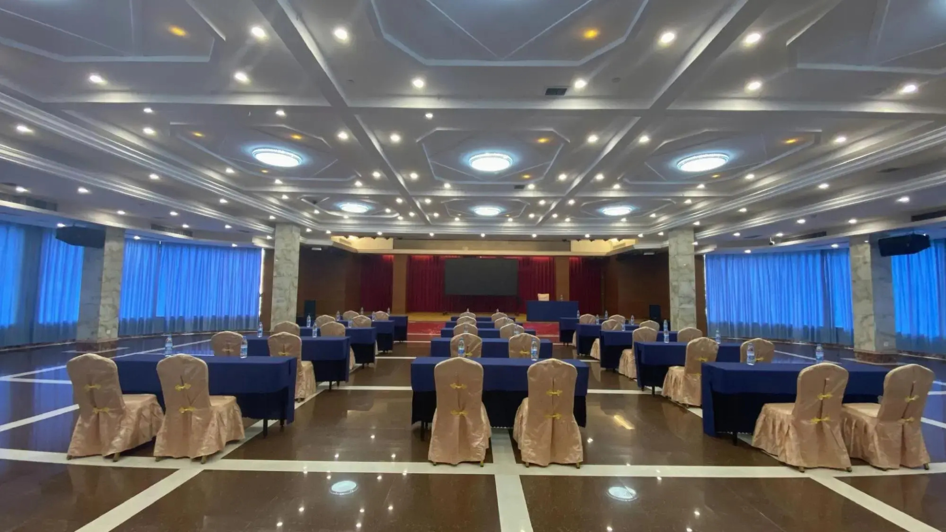 Huaxi International Hotel