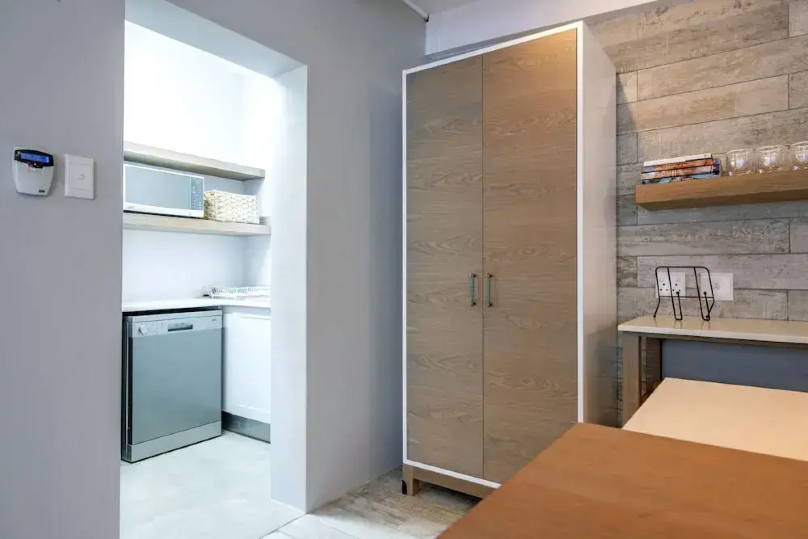 Driftwood - Kenton on Sea