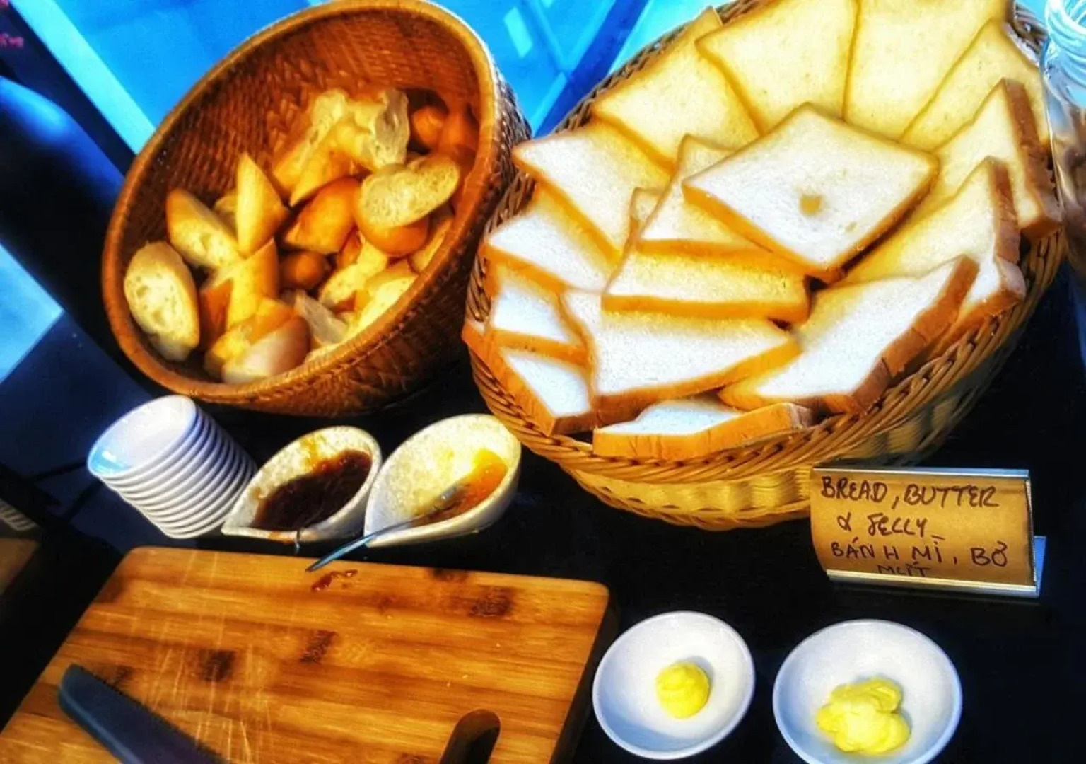 Lavender Riverside Hotel