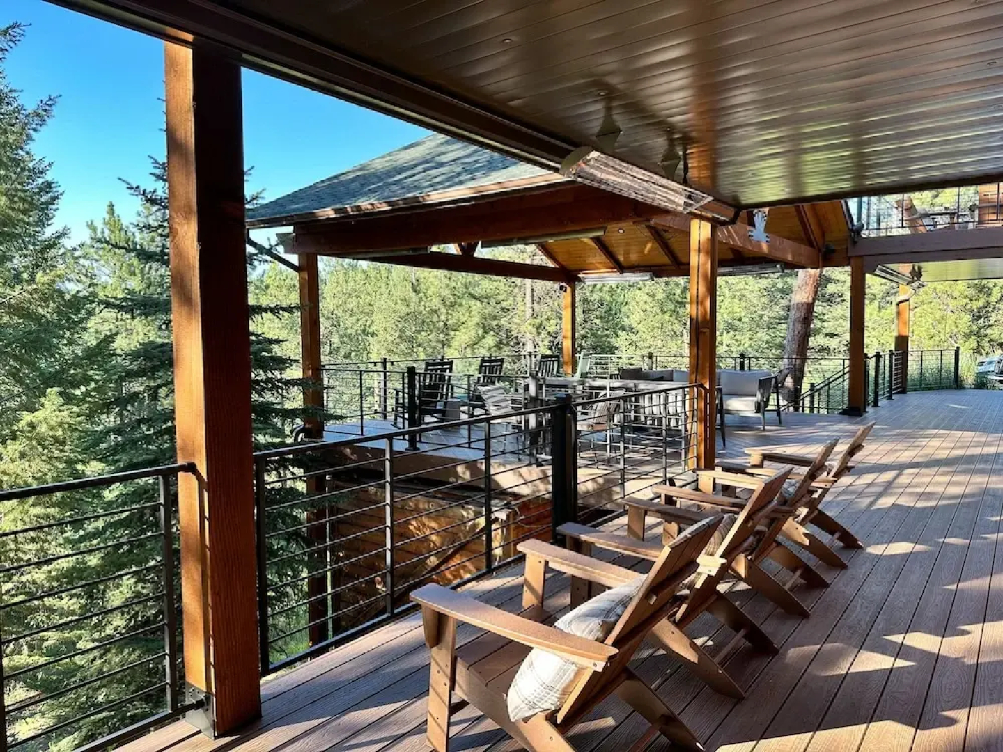 Juniper Lodge & Treehouses