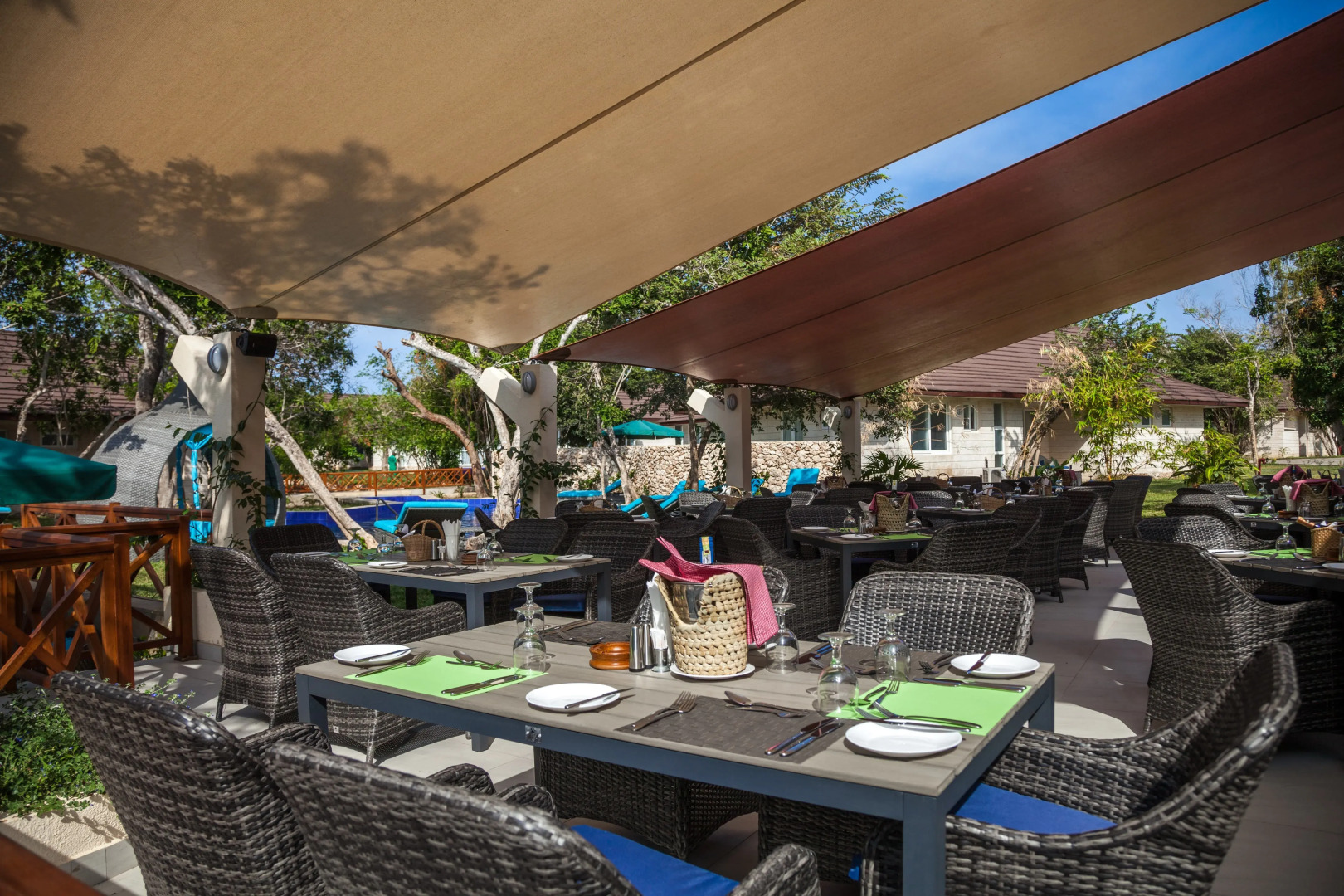 Leopard Beach Resort & Spa