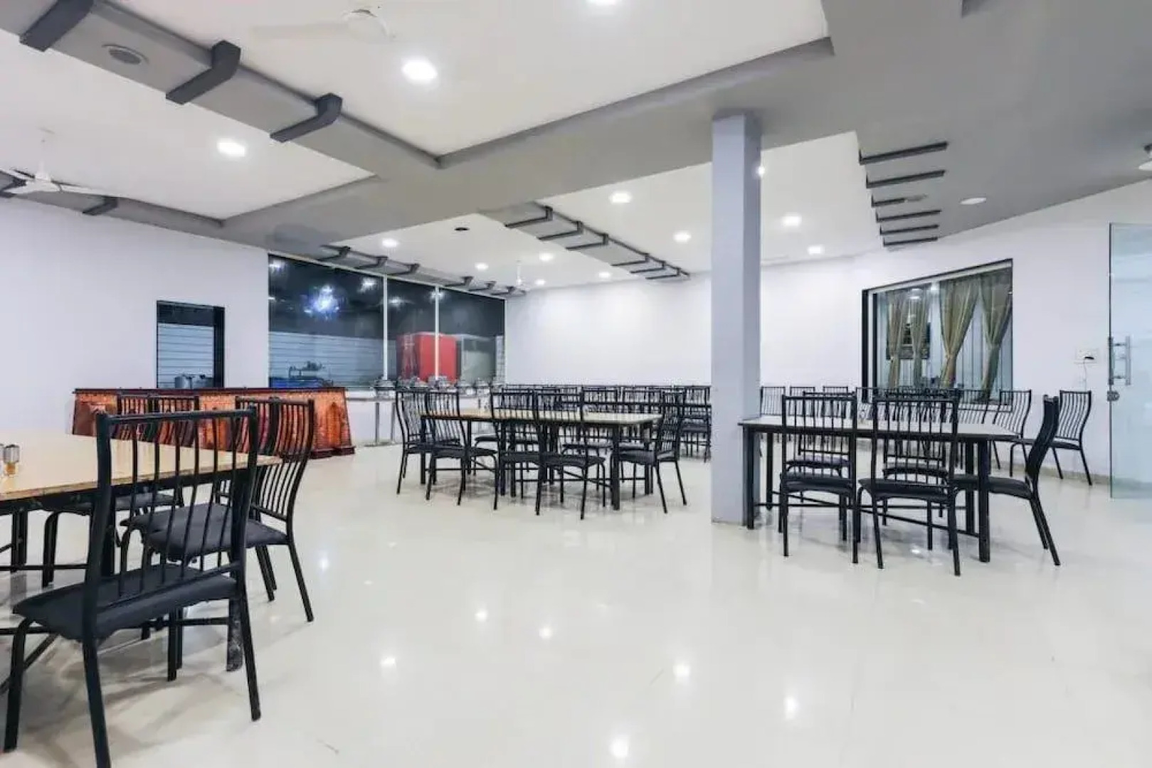 Hotel Virasat Mandav