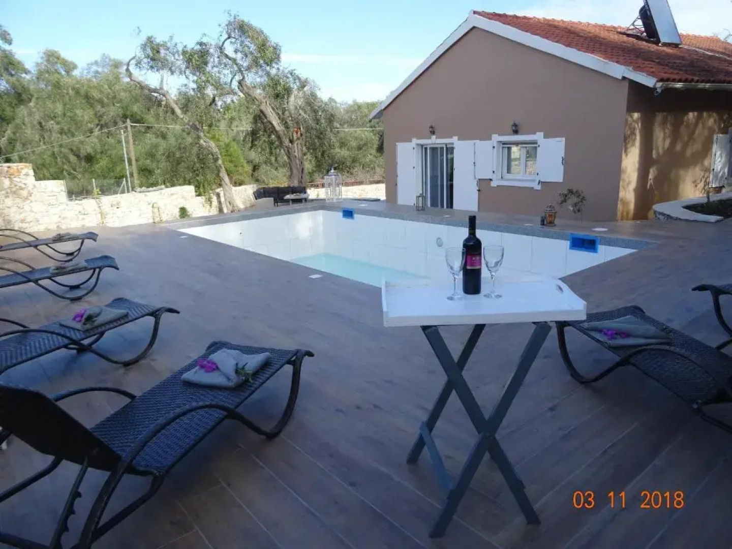 Vasia's Artist's Villa