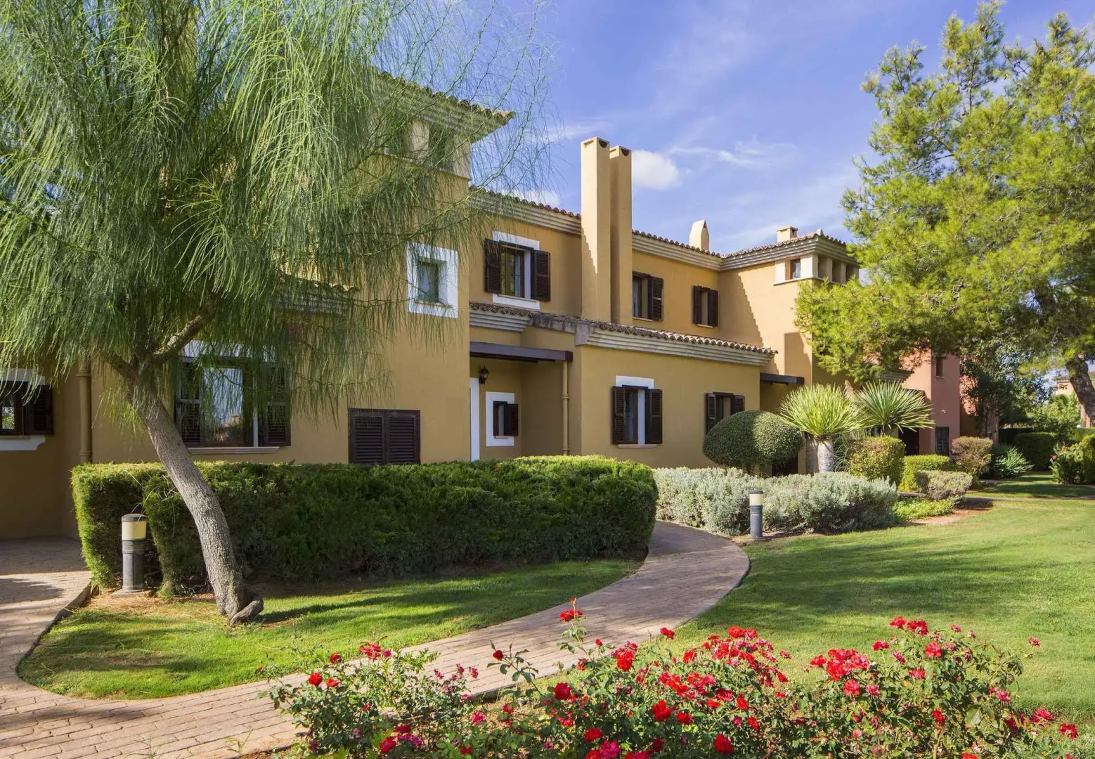 Отель Marriott's Club Son Antem