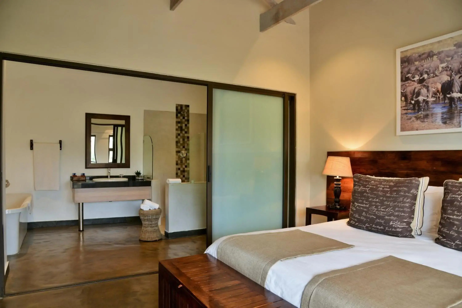 Bushveld Terrace Safari Hotel, Lodge & Spa