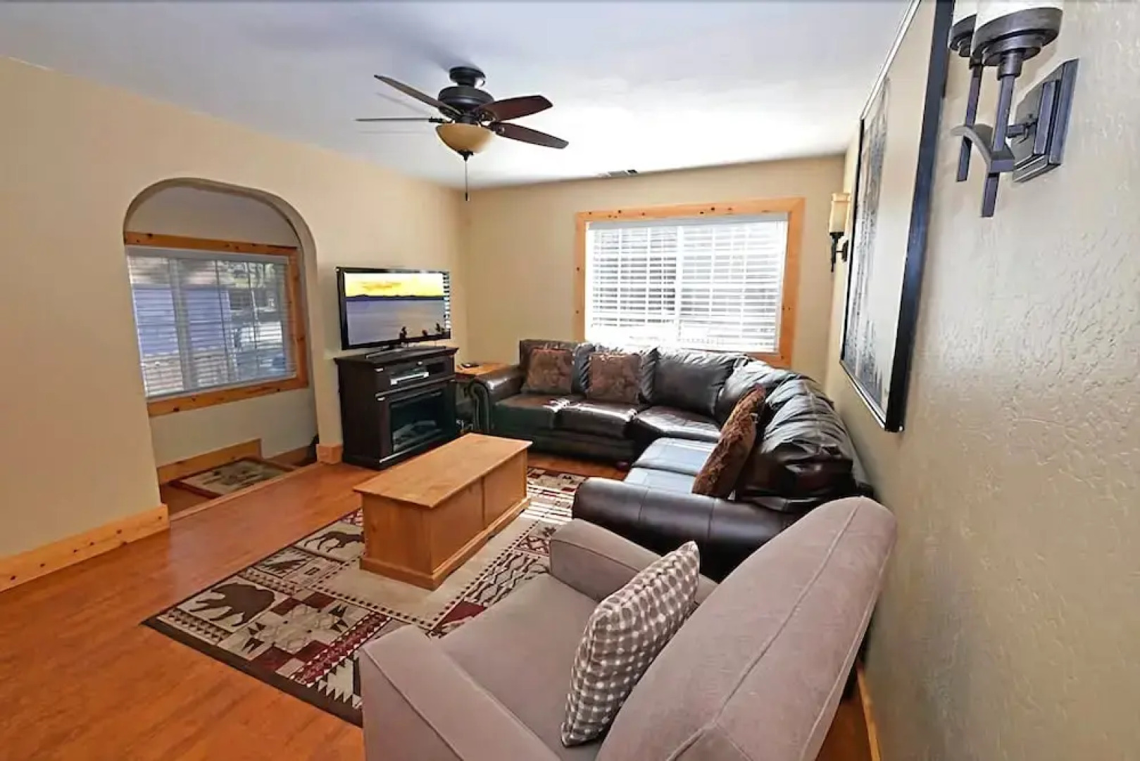 3857 Figueroa Lane 3 Bedrooms 3 Bathrooms Home by Redawning