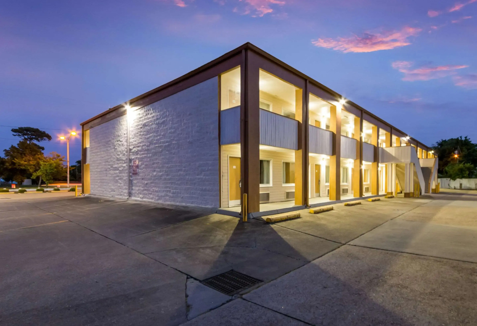 Econo Lodge Little Creek