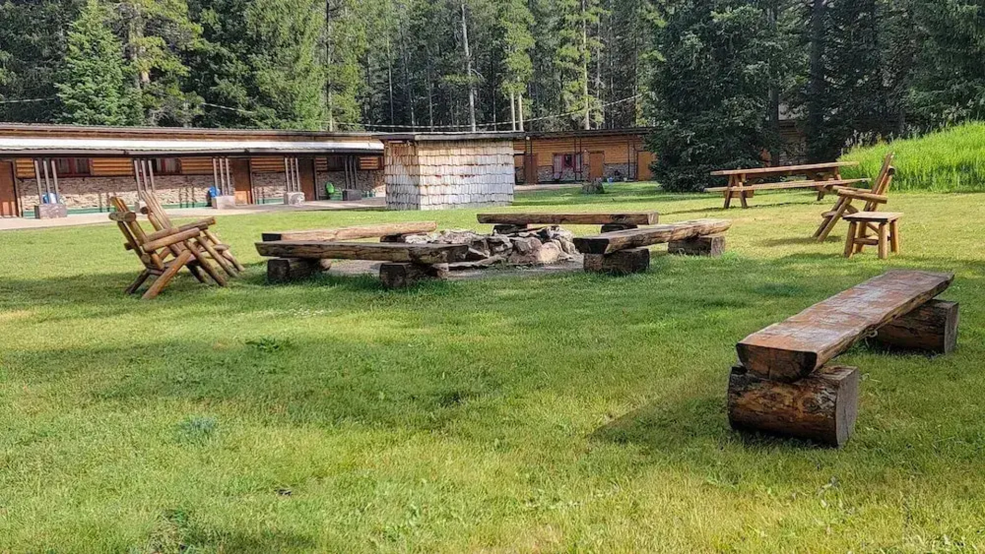 Grizzly Lodge