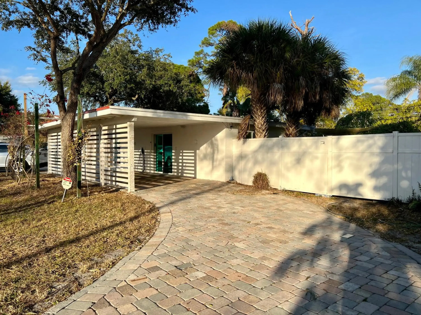 Close to beaches with hot tub and large garden