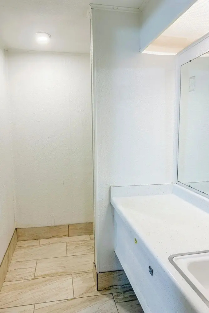 Shamrock Kings Inn By Oyo Marked Tree I-555