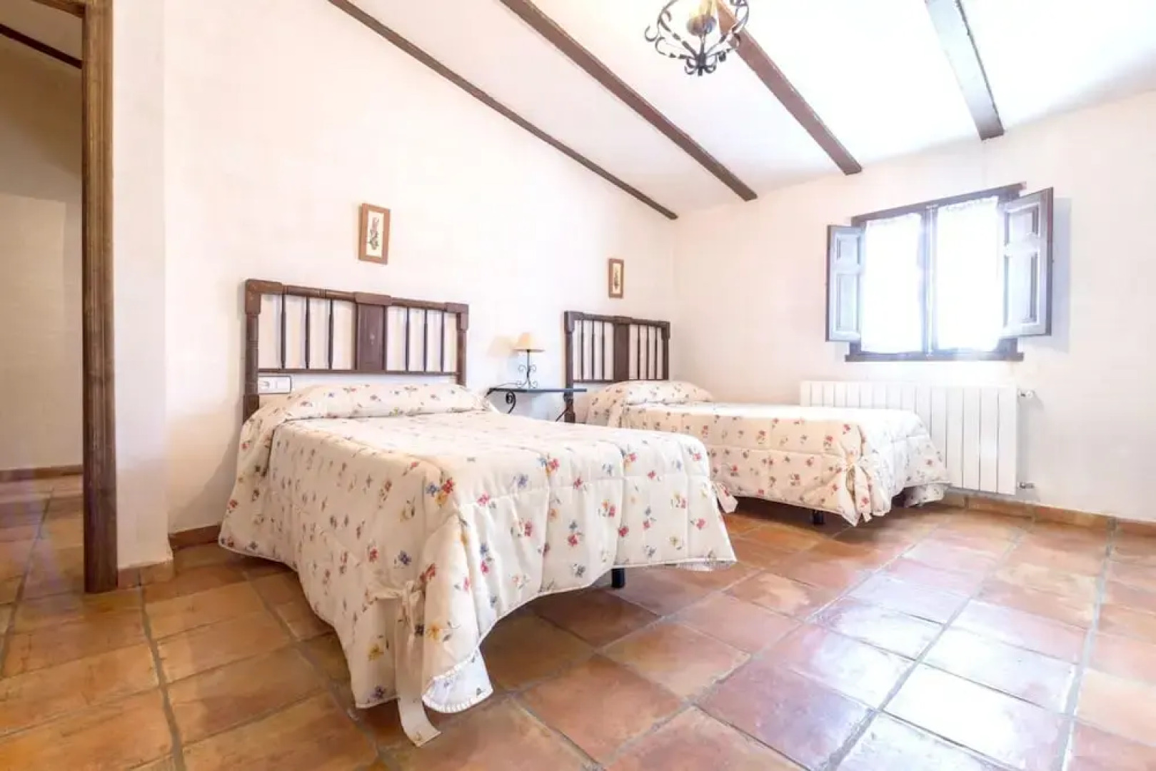 House With 4 Bedrooms in Noguericas, With Shared Pool, Furnished Terrace and Wifi