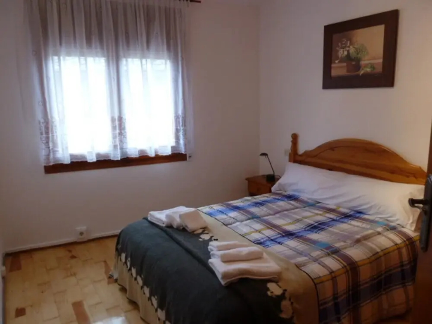 Apartment With 2 Bedrooms in Alp, With Balcony - 8 km From the Slopes