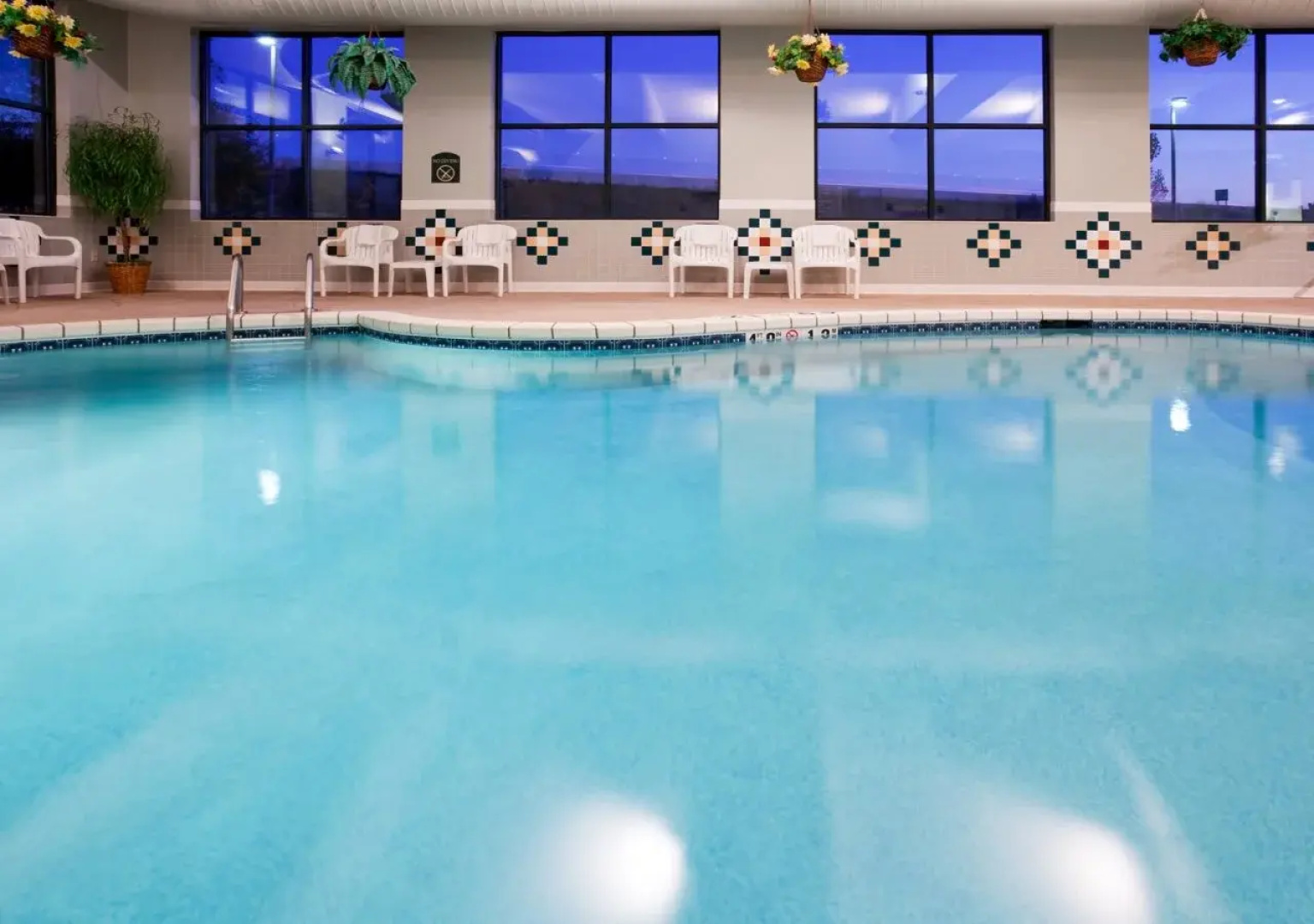 Holiday Inn Express & Suites New Berlin by IHG