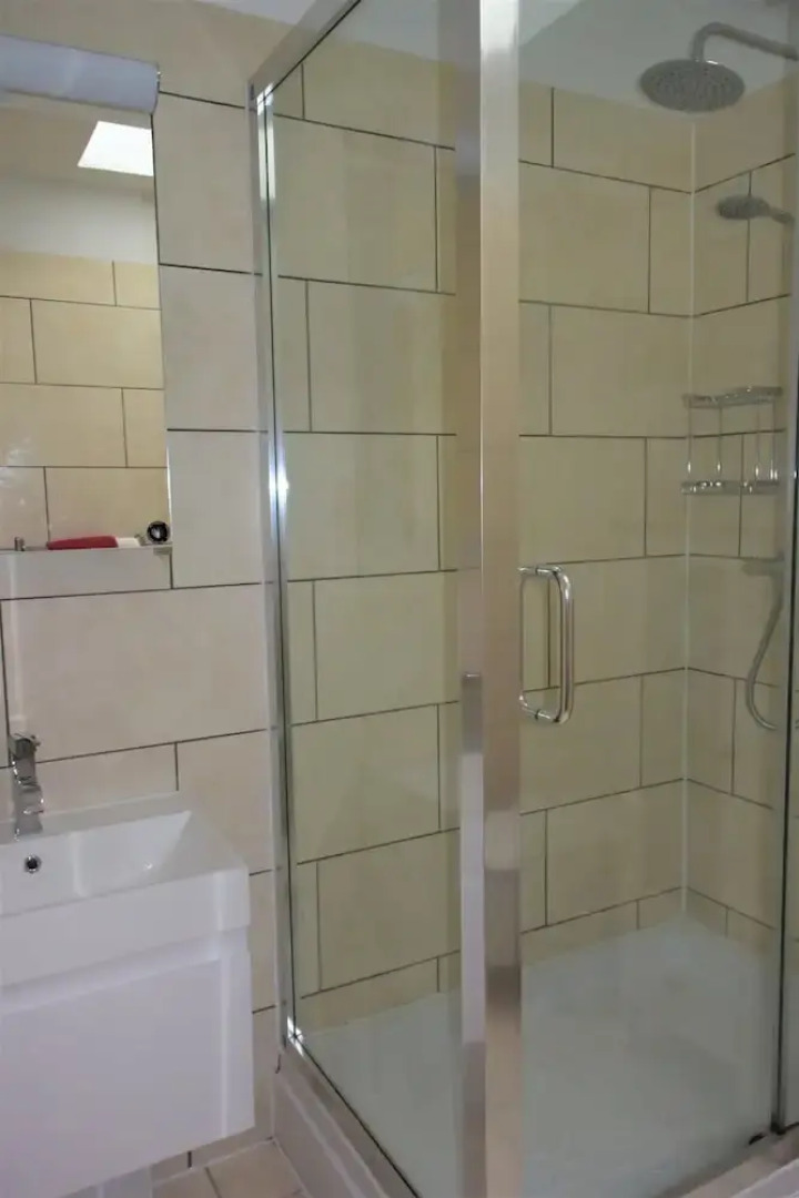 Stronachlachar Lodge