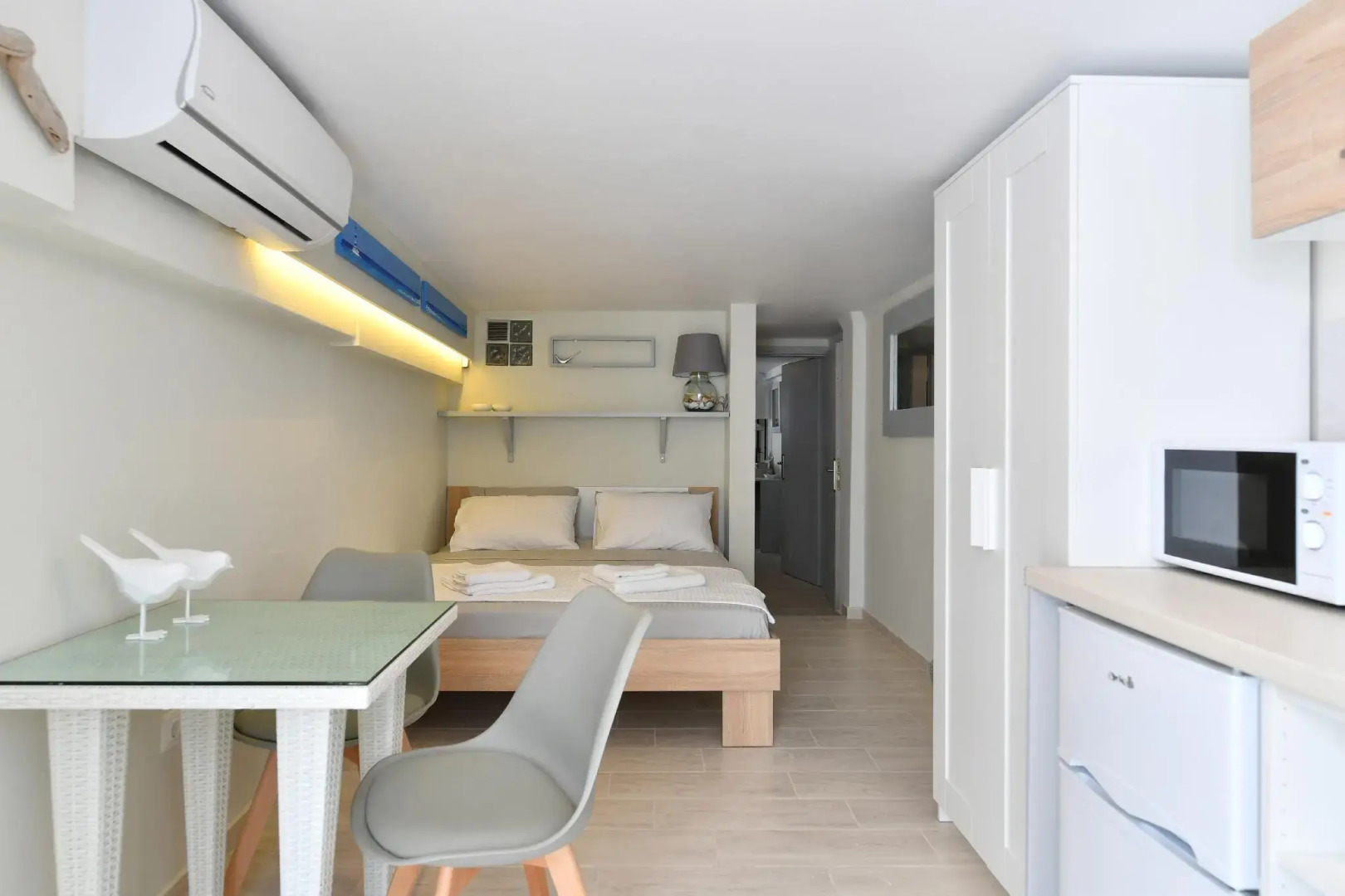 Anema 1 Brand New Studio in the Heart of Naousa