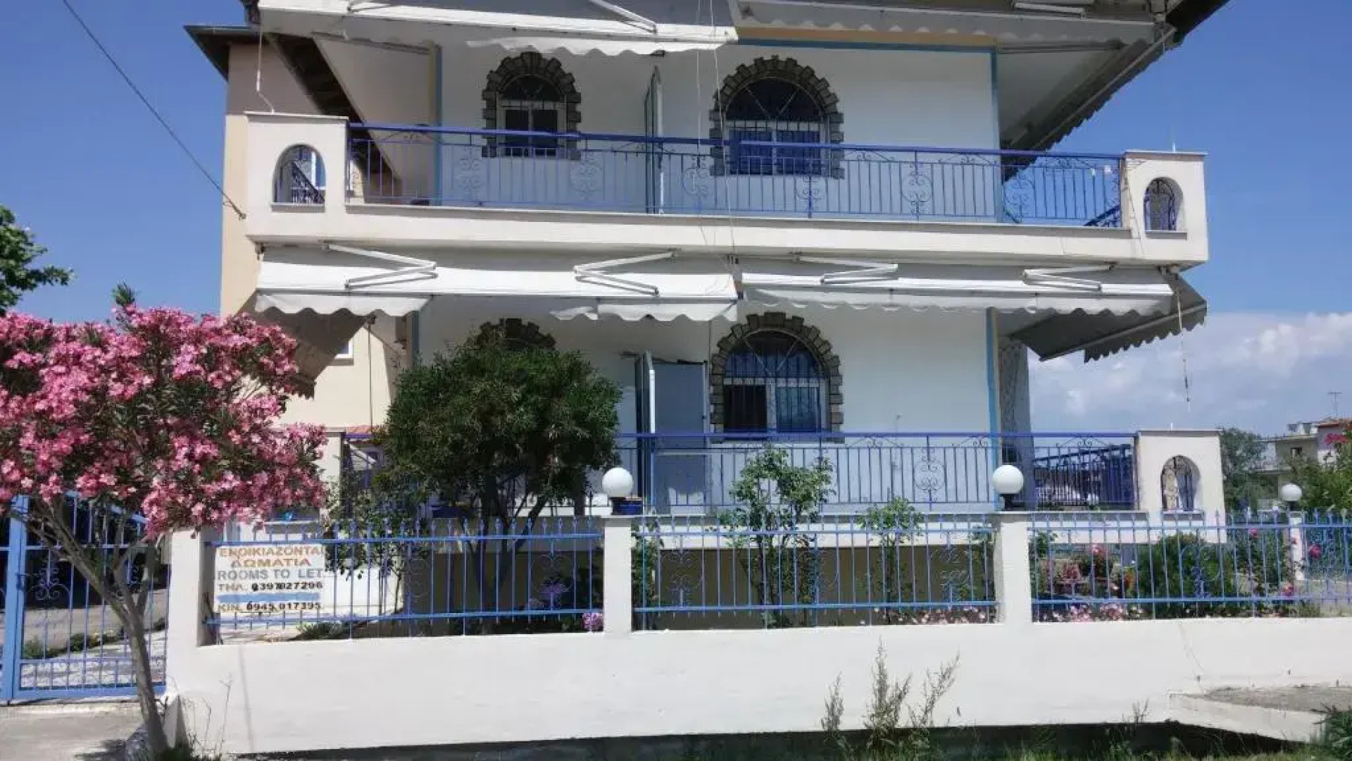 Tsolakis Apartments