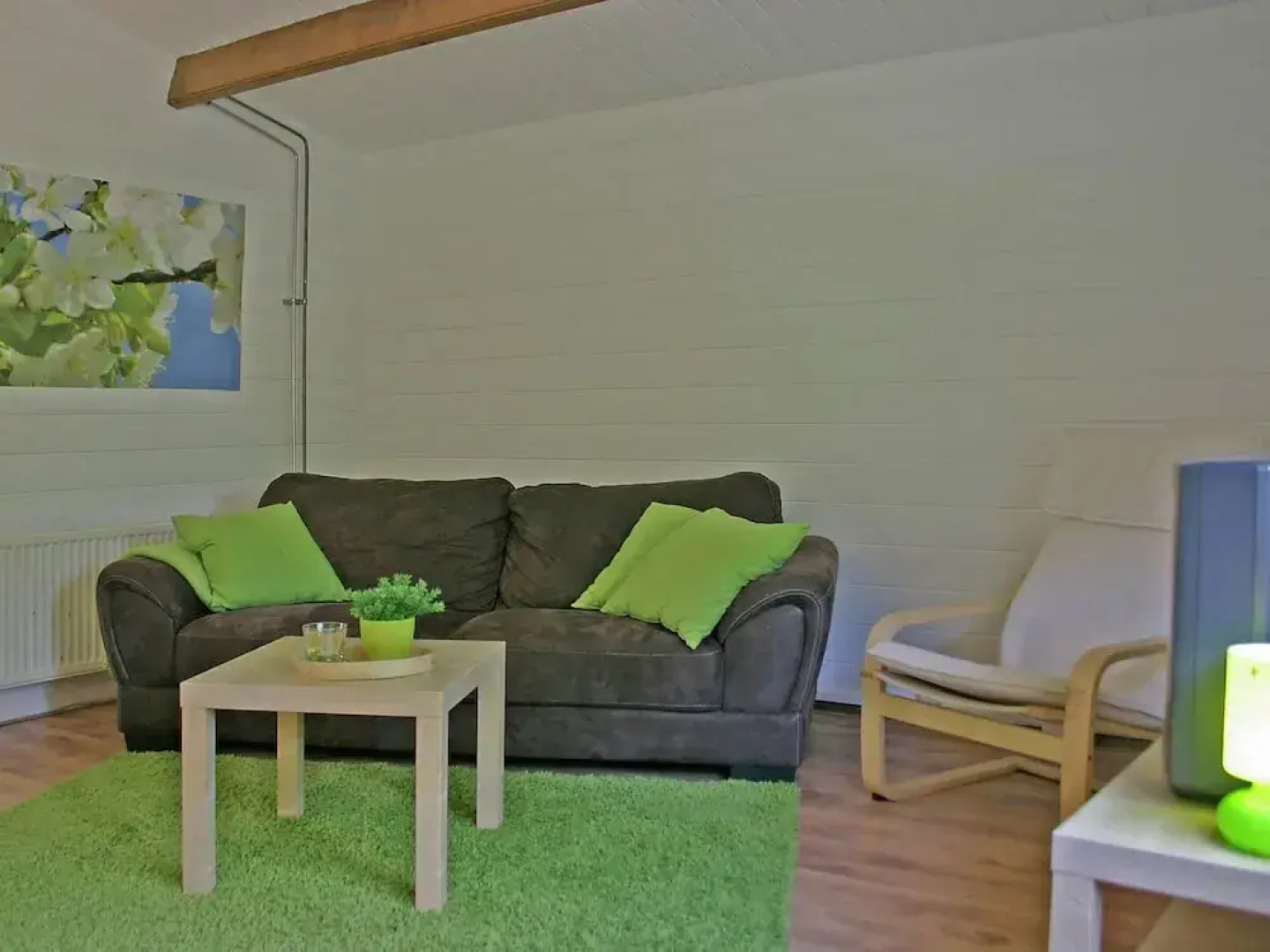 Tidy Chalet With a Microwave, in the Achterhoek