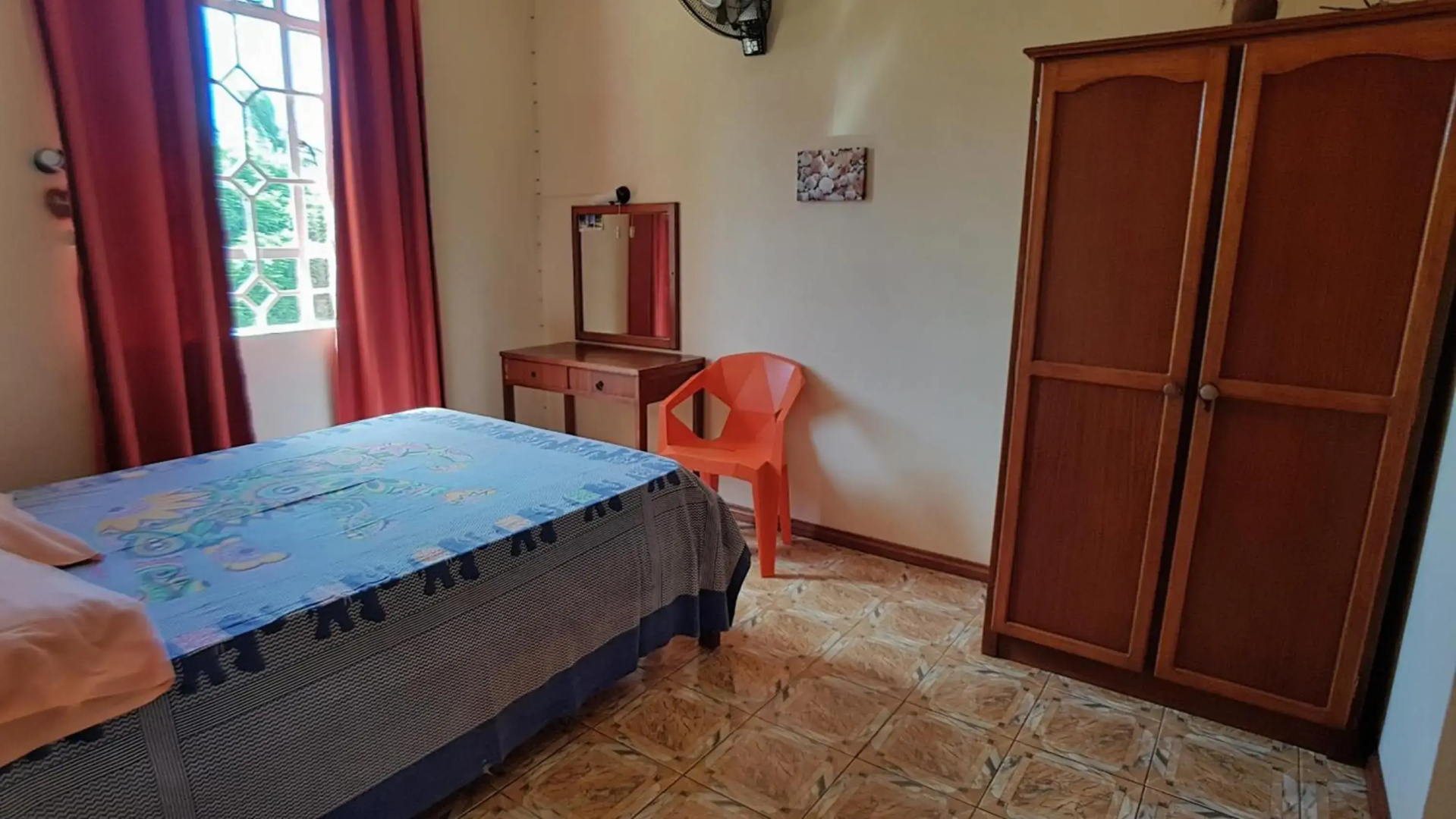 Allamanda Studios and Apartments