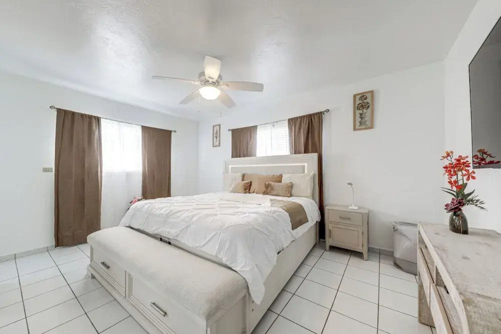 4 Mi to Hard Rock Stadium: Miramar Home w/ Bbq!