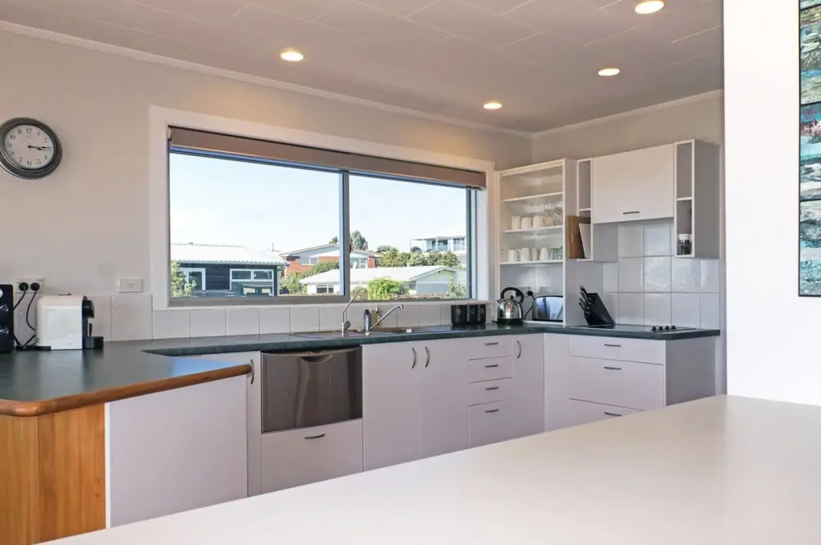 Mesmerising On Messenger