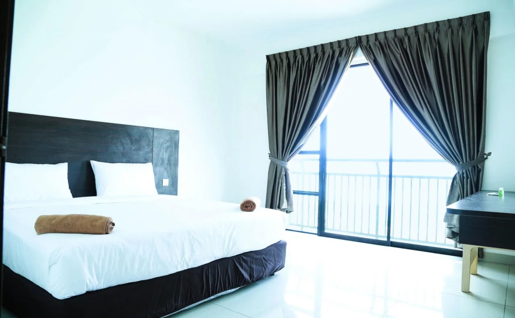 Marina Heights Resort