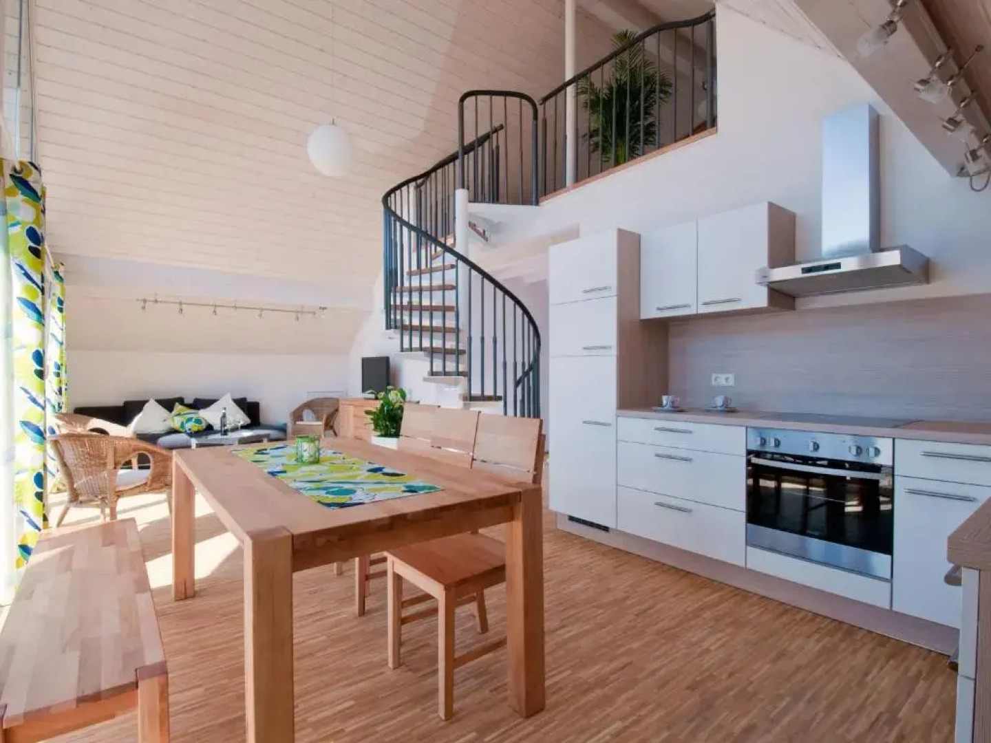 Winzercafe Neipperg Ferienwohnungen