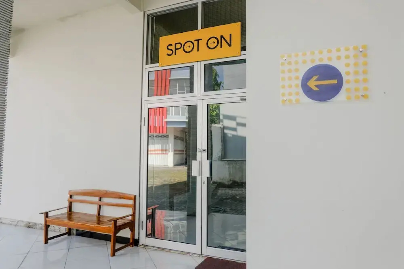 Spot On 2723 Gatsu Kost