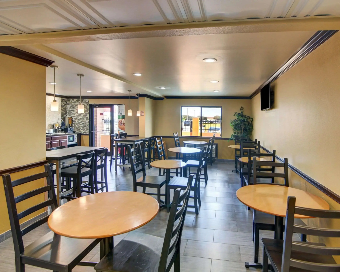 Quality Inn DFW Airport North