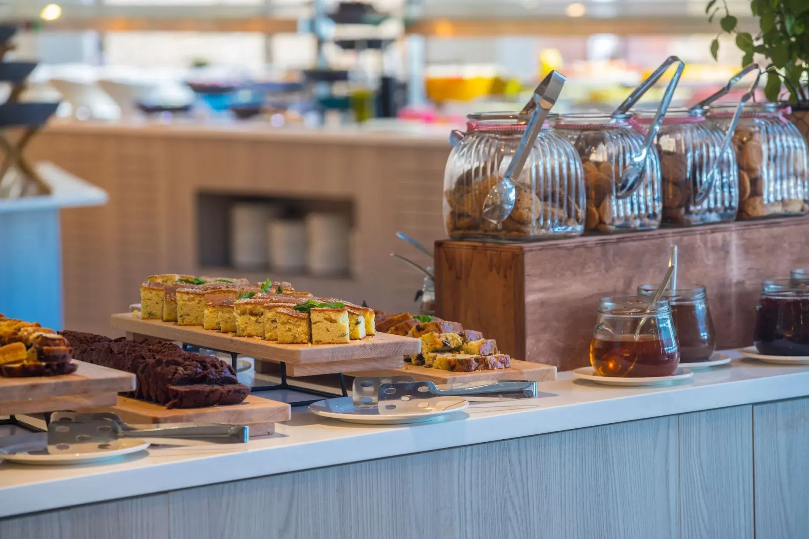 Leonardo Plaza Cypria Maris Beach Hotel & Spa